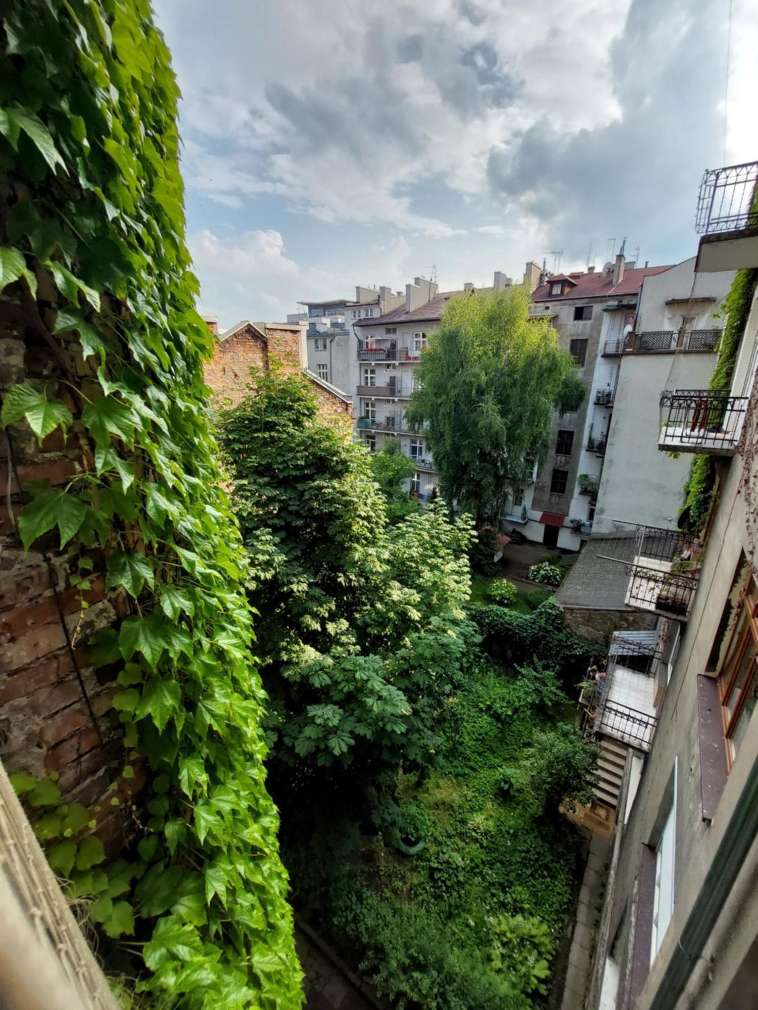 Old Town Stage Apartment One كراكوفيا المظهر الخارجي الصورة