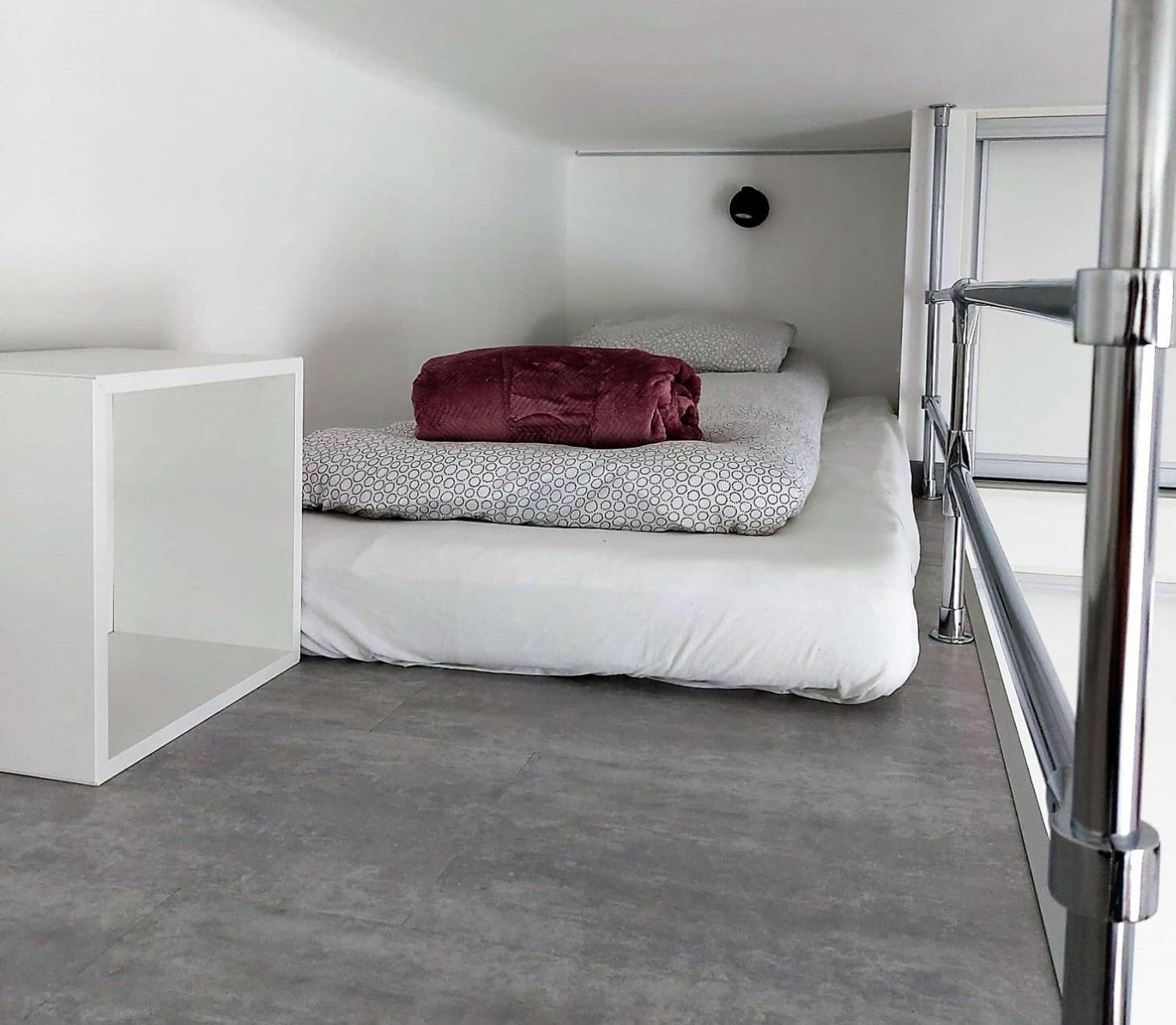 Old Town Stage Apartment One كراكوفيا الغرفة الصورة